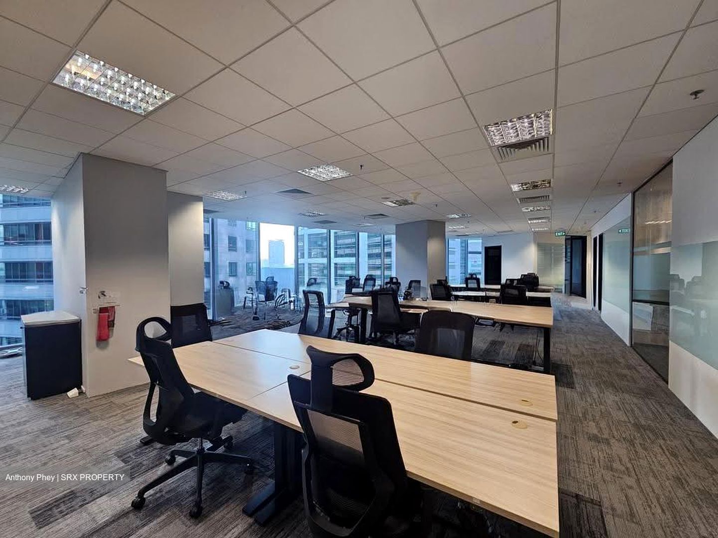 PLUS (D1), Office #615088321